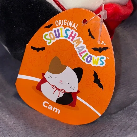 Cam (The Vampire Cat) 5" Halloween Squishmallow. - Picture 3 of 5